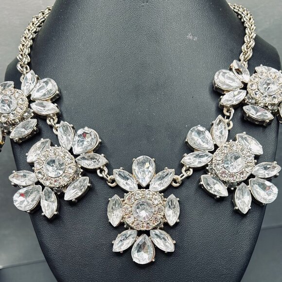 Dazzling Vintage Necklace - Picture 1 of 3